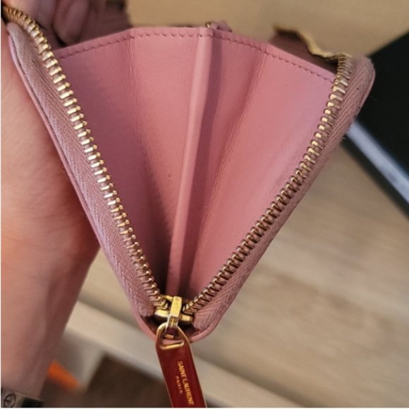 Authentic YSL Ligne Y Long Wallet - Picture 10 of 16